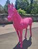 XXL Premium Pferd lebensgross Gartendeko ca. 220 cm Garten Deko Figur Farbe: Pink