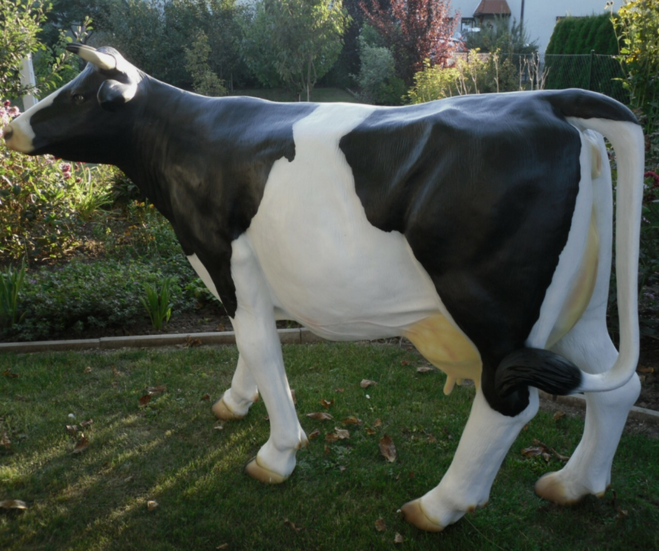 XXL Kuh lebensgross ca. 230cm Premium Gartendeko lebensecht Garten Deko Figur