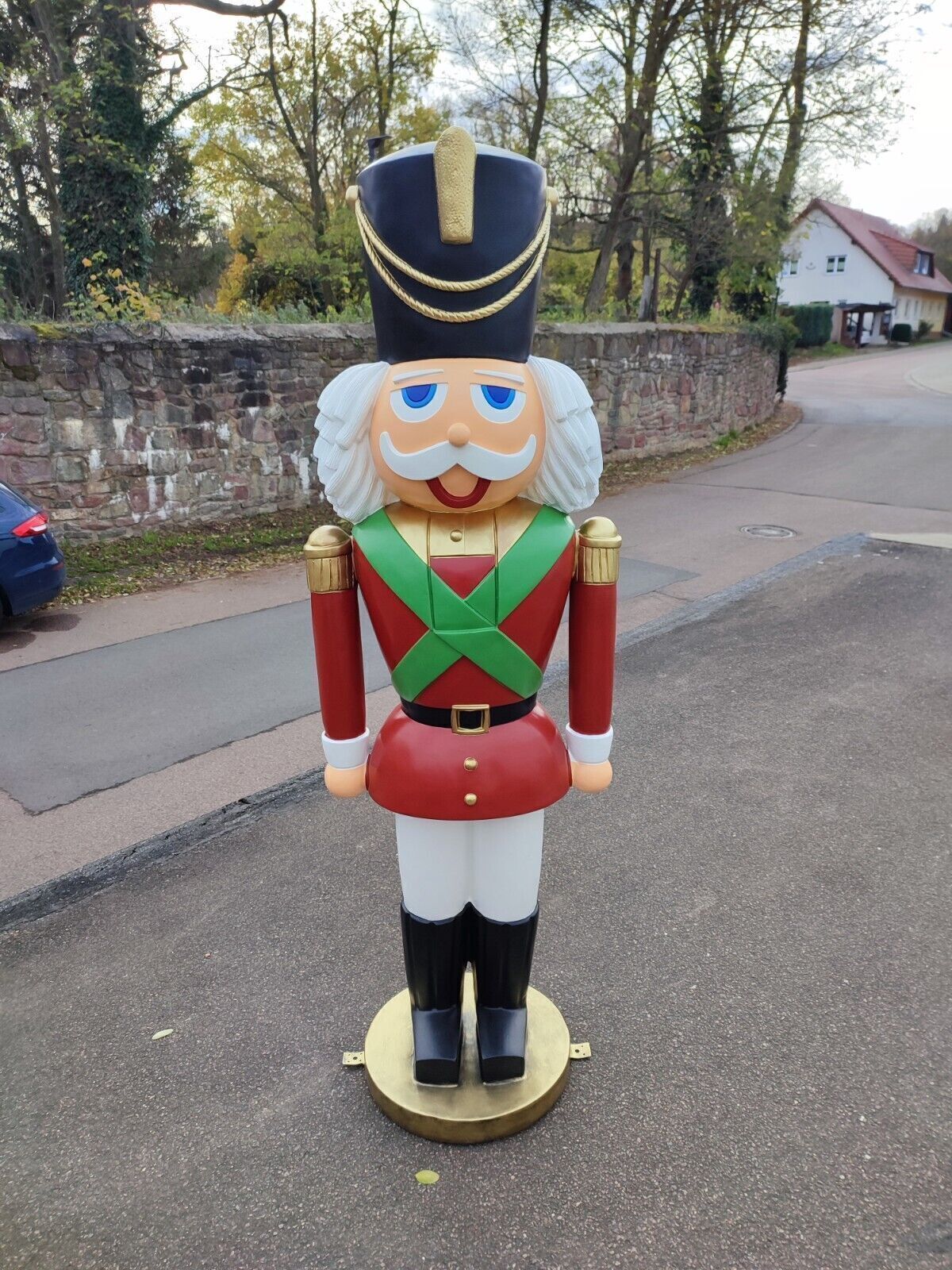 XXL Premium Nussknacker auf Standfuß 180 cm Garten Deko Figur Weihnachtsmann