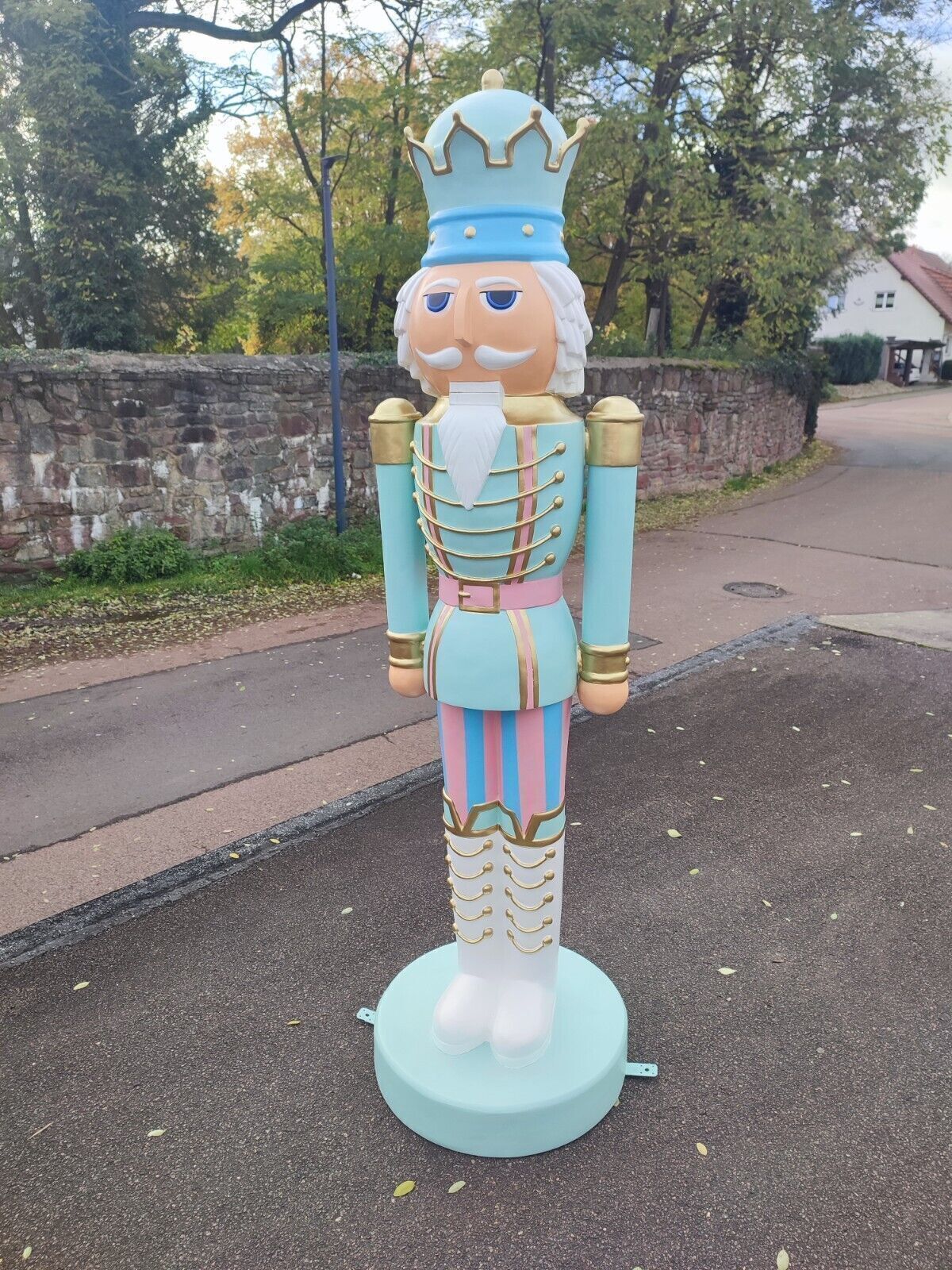 XXL Premium Nussknacker auf Standfuss 200 cm Garten Deko Figur Weihnachtsmann v2