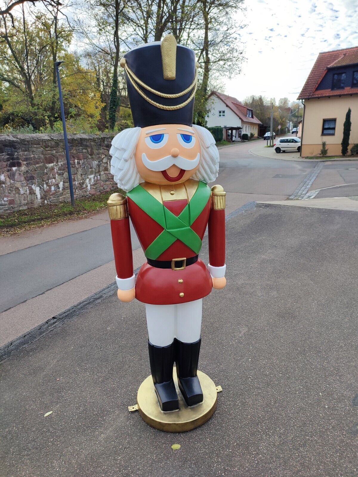 XXL Premium Nussknacker auf Standfuß 180 cm Garten Deko Figur Weihnachtsmann